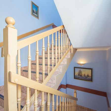 Astra Dziwnow Apartment Bagian luar foto