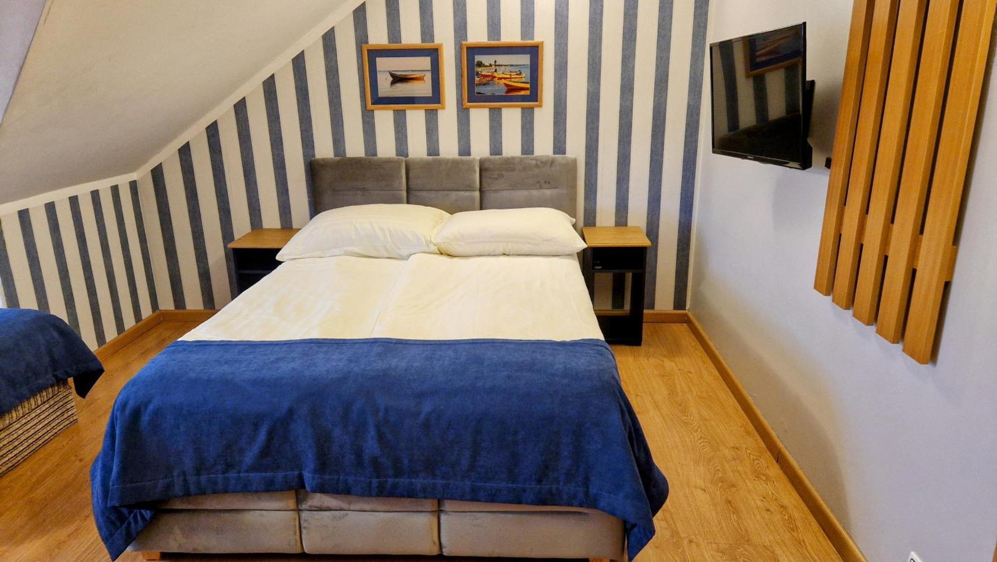 Astra Dziwnow Apartment Bagian luar foto