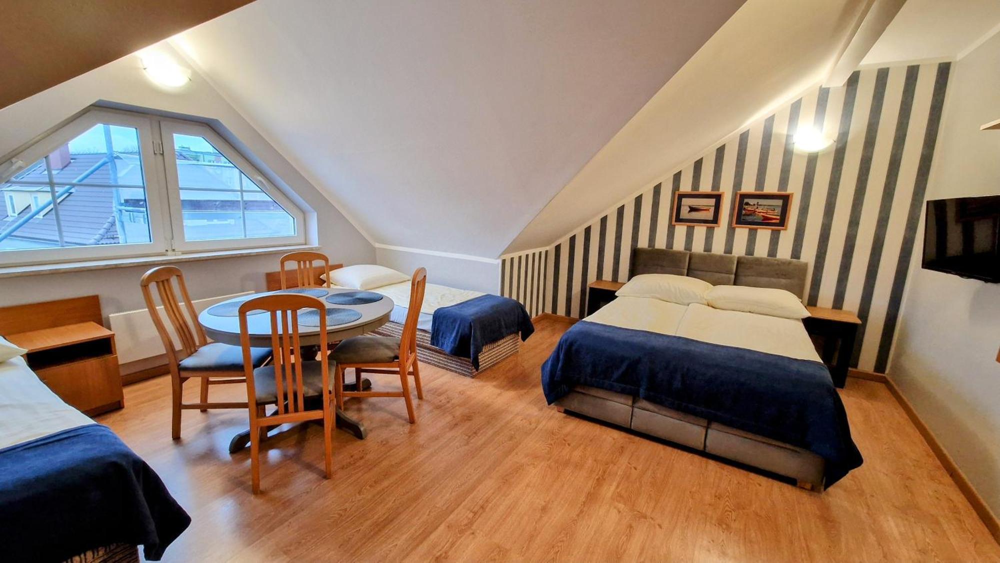 Astra Dziwnow Apartment Bagian luar foto
