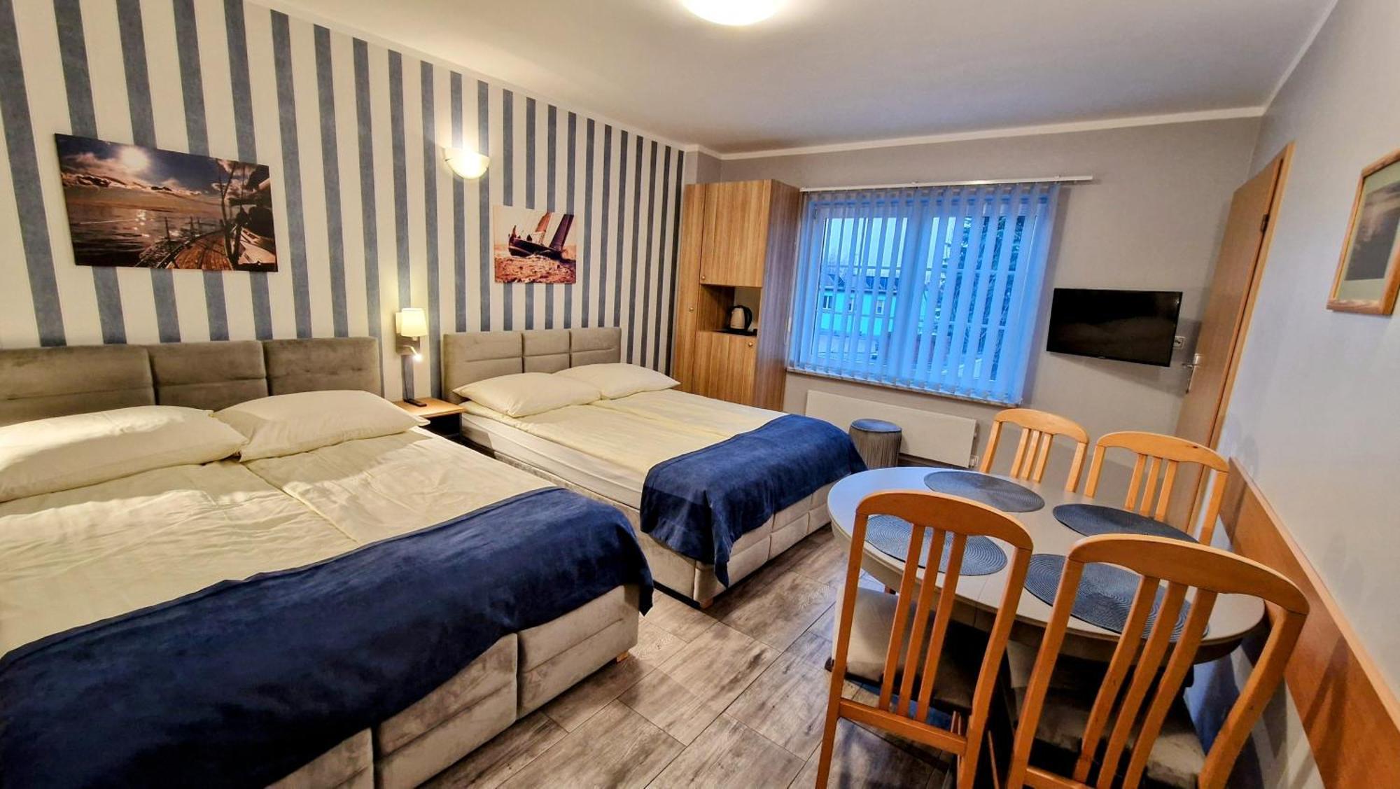 Astra Dziwnow Apartment Bagian luar foto