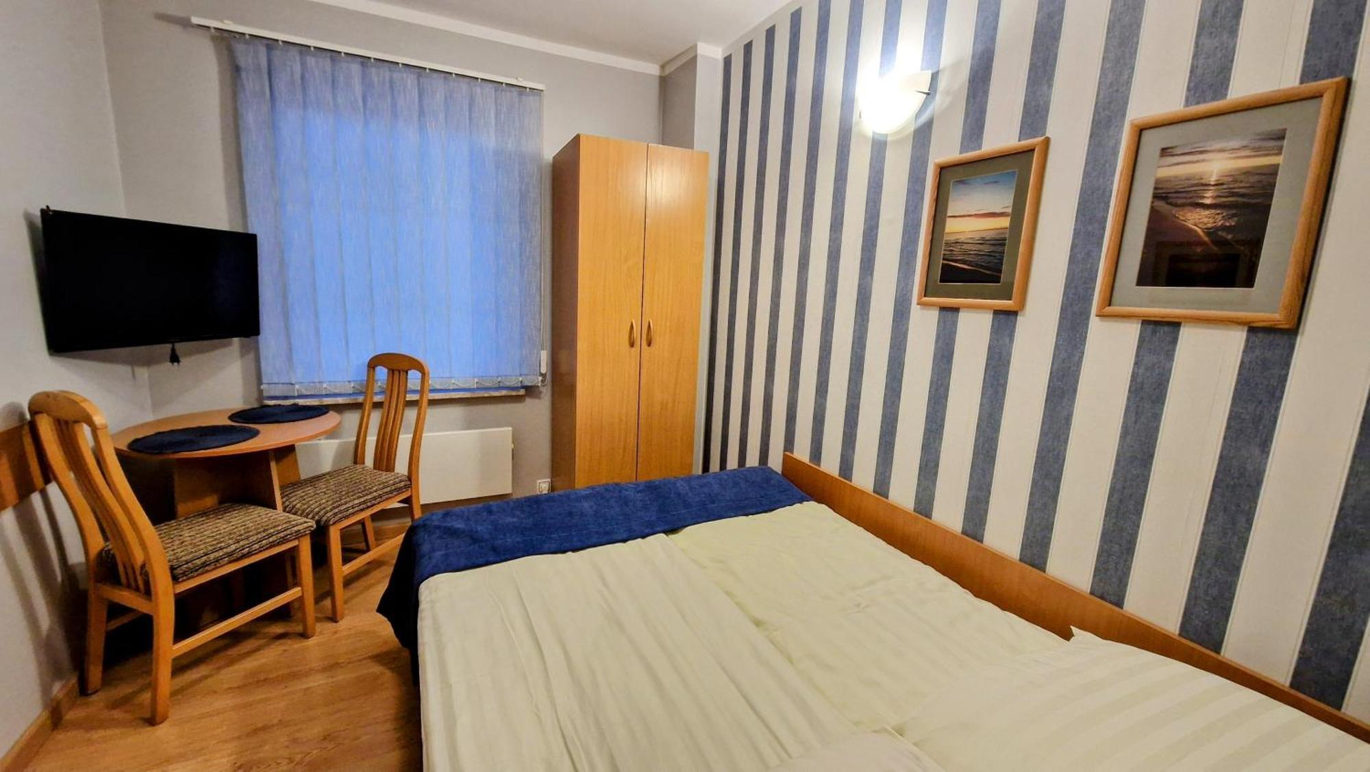 Astra Dziwnow Apartment Bagian luar foto