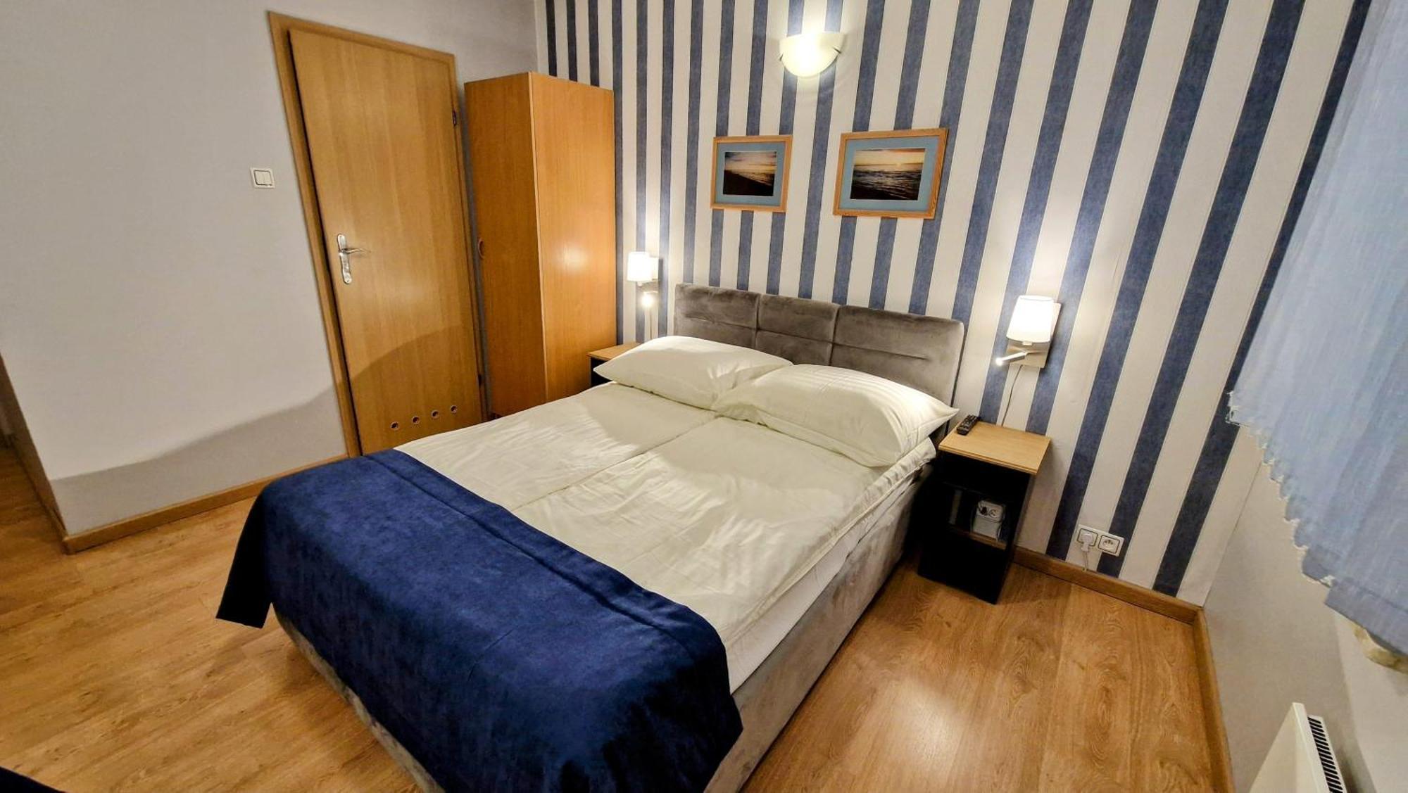 Astra Dziwnow Apartment Bagian luar foto