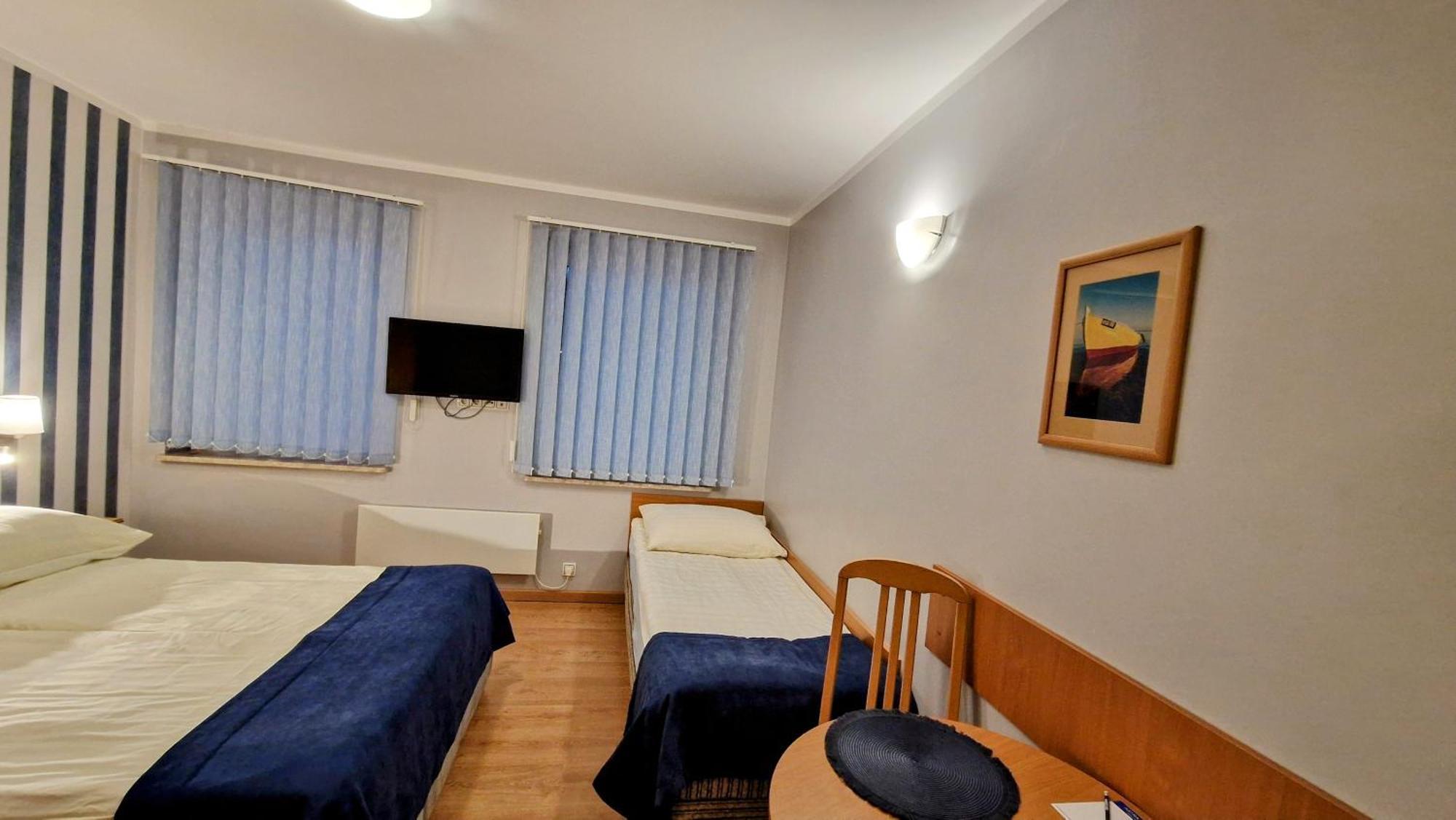 Astra Dziwnow Apartment Bagian luar foto