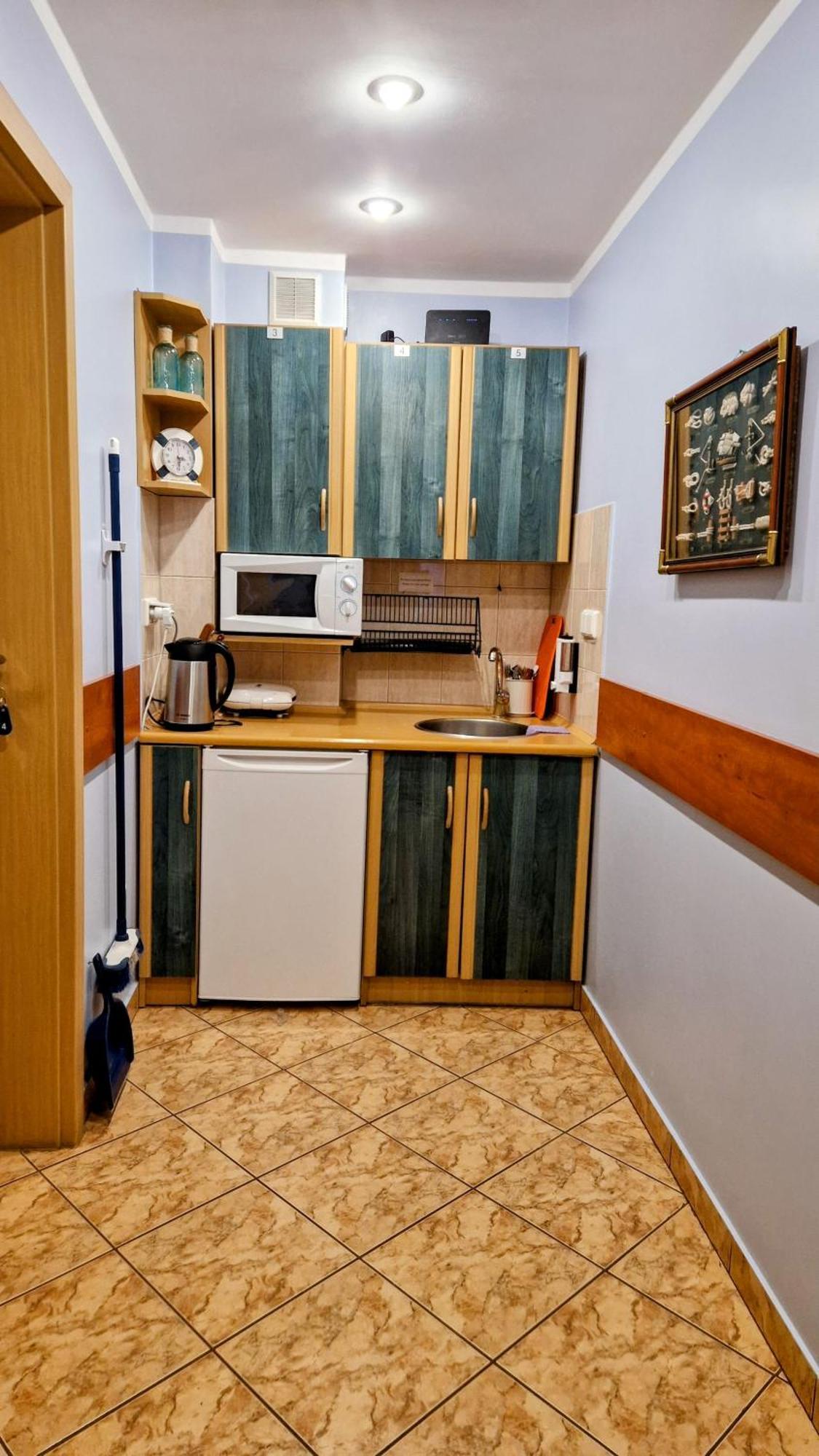 Astra Dziwnow Apartment Bagian luar foto